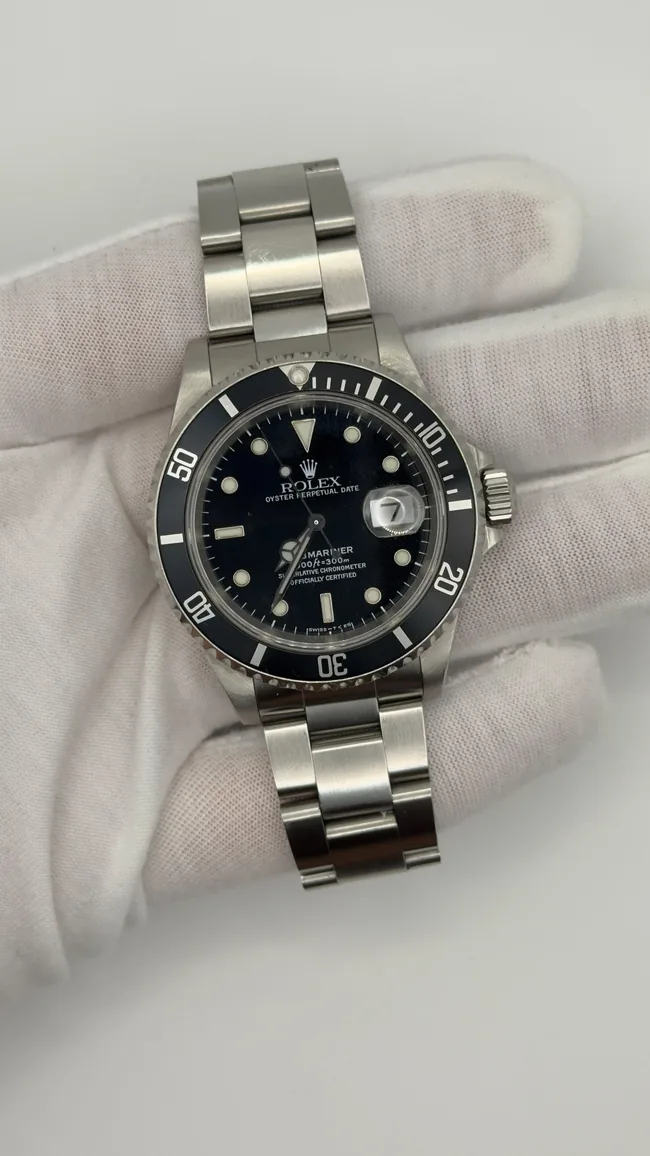 Rolex Submariner Date, reference 16610